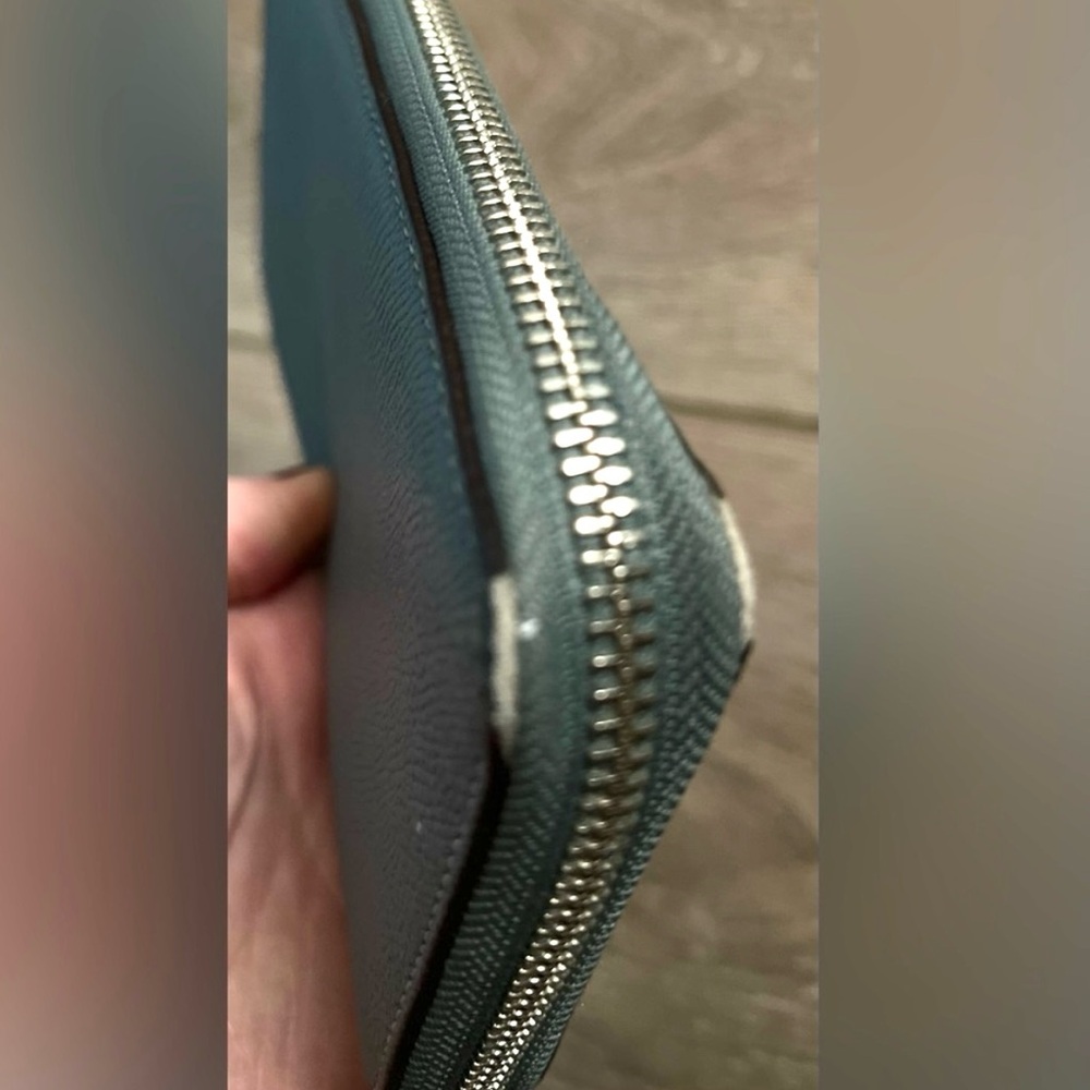 Coach Wallet - Picture 3 of 4